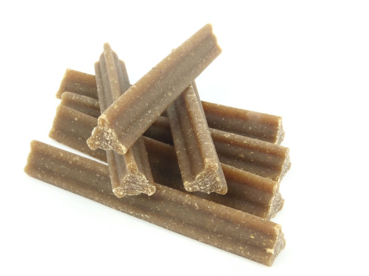 Les risques cachés des bâtonnets à mâcher industriels